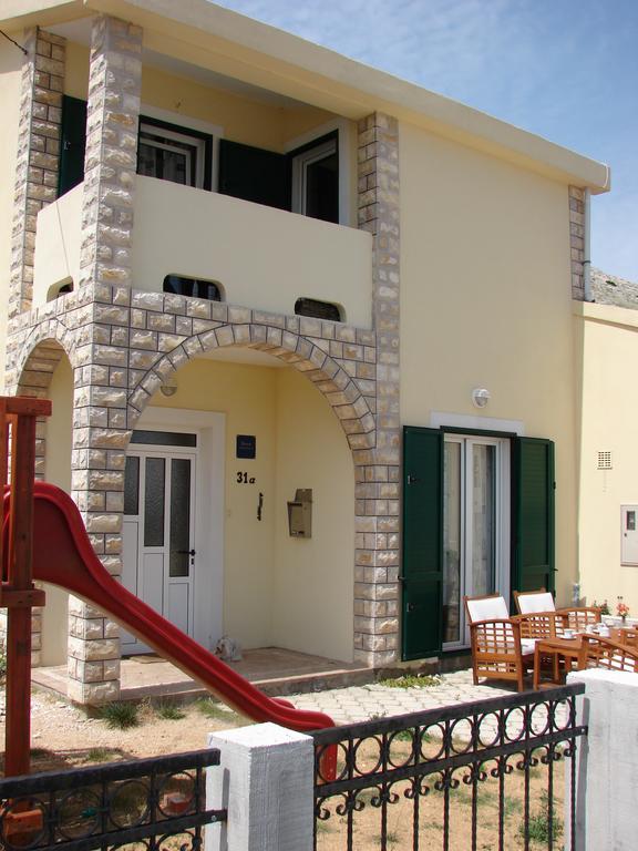 Family Apartments Grguric Pag Town Εξωτερικό φωτογραφία