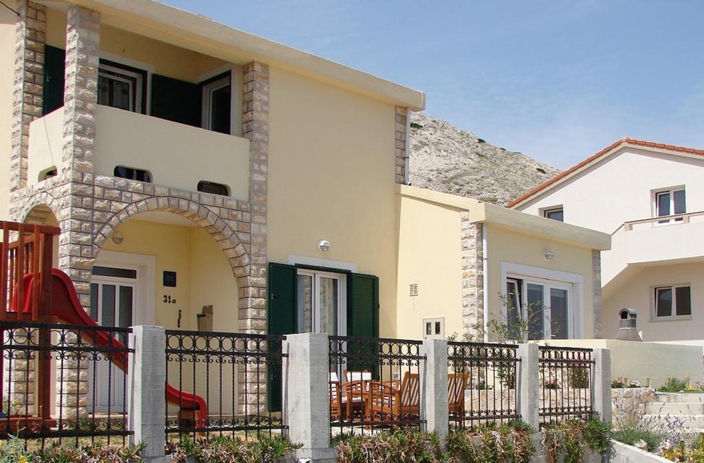 Family Apartments Grguric Pag Town Εξωτερικό φωτογραφία